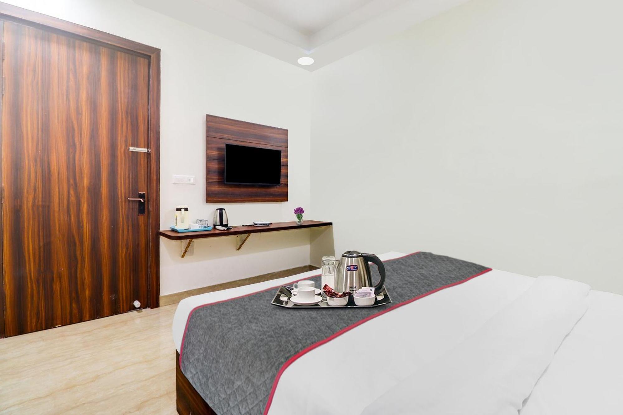 Hotel O Golden Grand 아그라 외부 사진